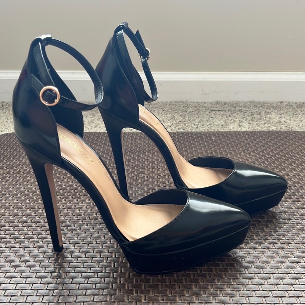 Platform pumps
